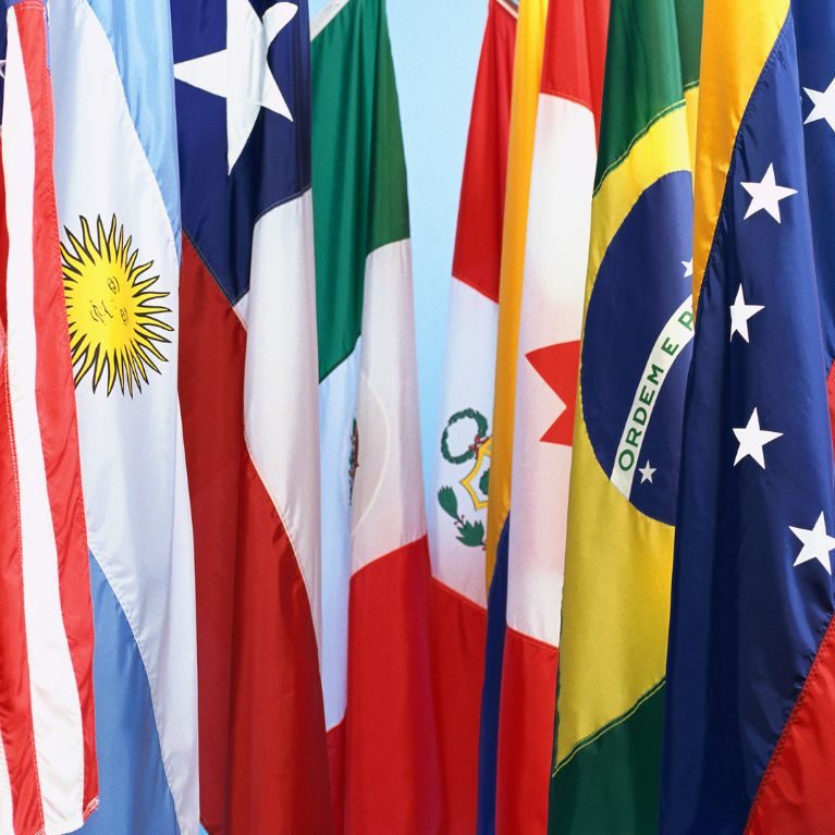 etel-amerikka-liput-ja-valtiot-etel-amerikan-tietopaketti